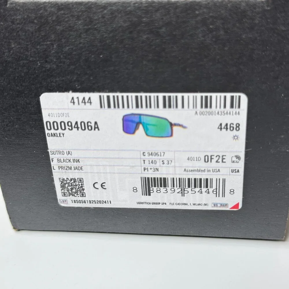 Oakley Men’s OO9406A-1737 Sutro (Low Bridge Fit) Sunglasses